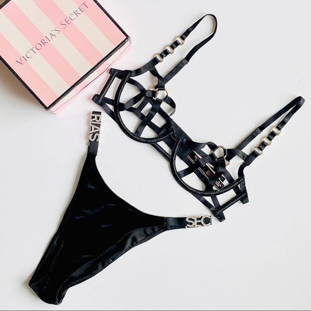 MEDIUM Victoria’s Secret black harness bra set